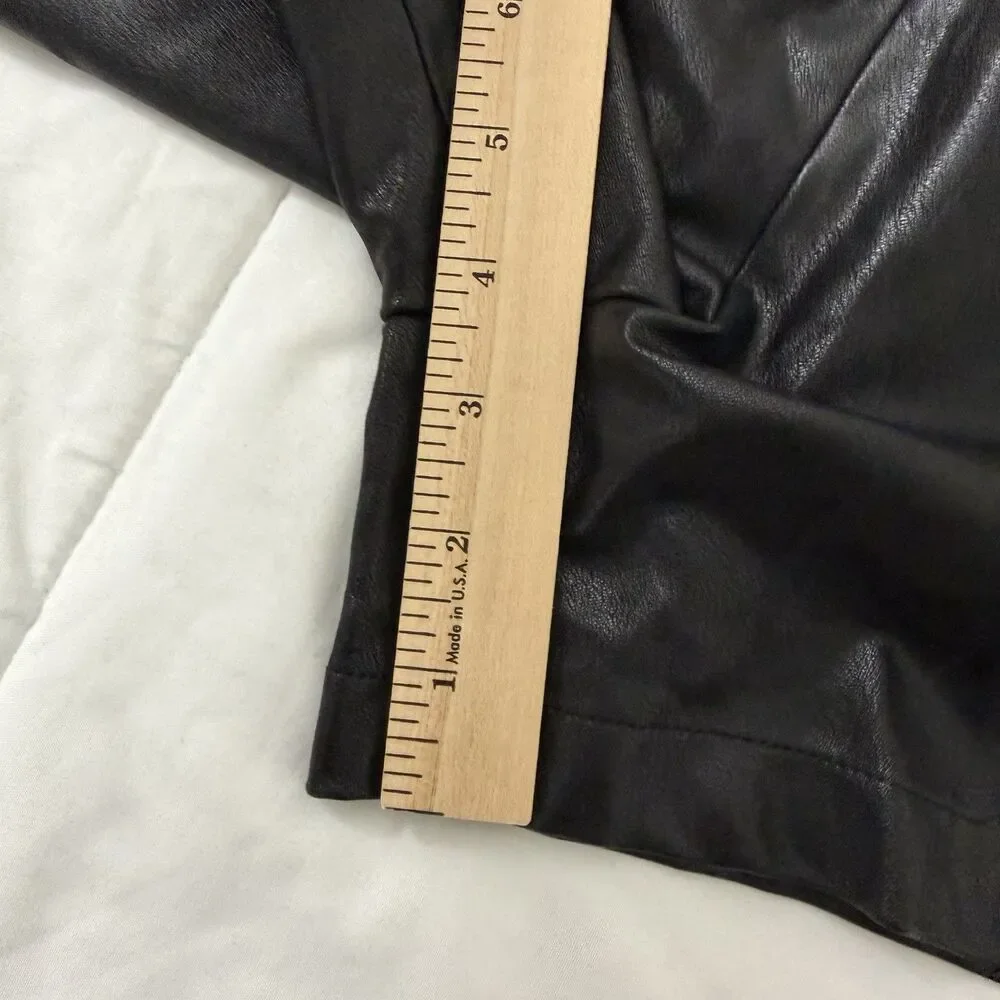 Amanda Uprichard Shorts Medium Black Faux Leather Pull On Elastic Waist Soft - Picture 5 of 7